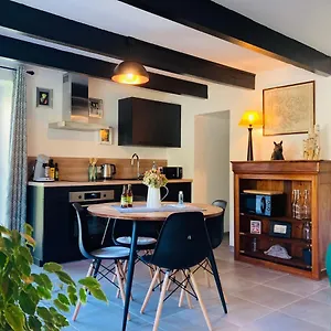 Charmante Petite Maison Renovee Holiday home